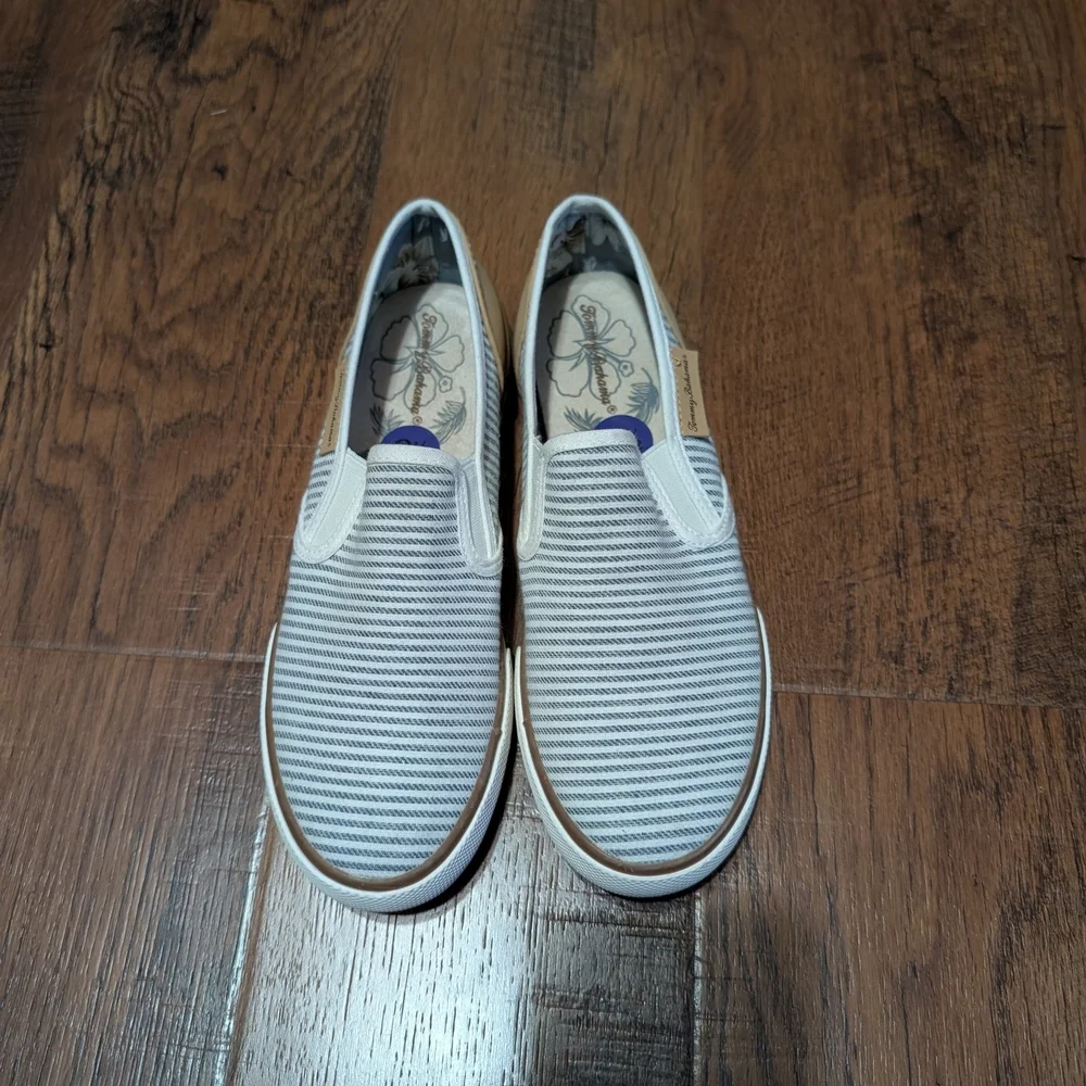 Tommy Bahama Women's Striped‎ Canvas Slip-On Sneakers 8.5
